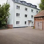 Aparthotel Am Bahnhof In 3*